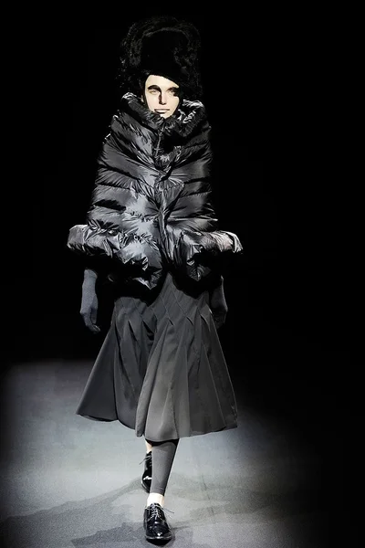Look 19